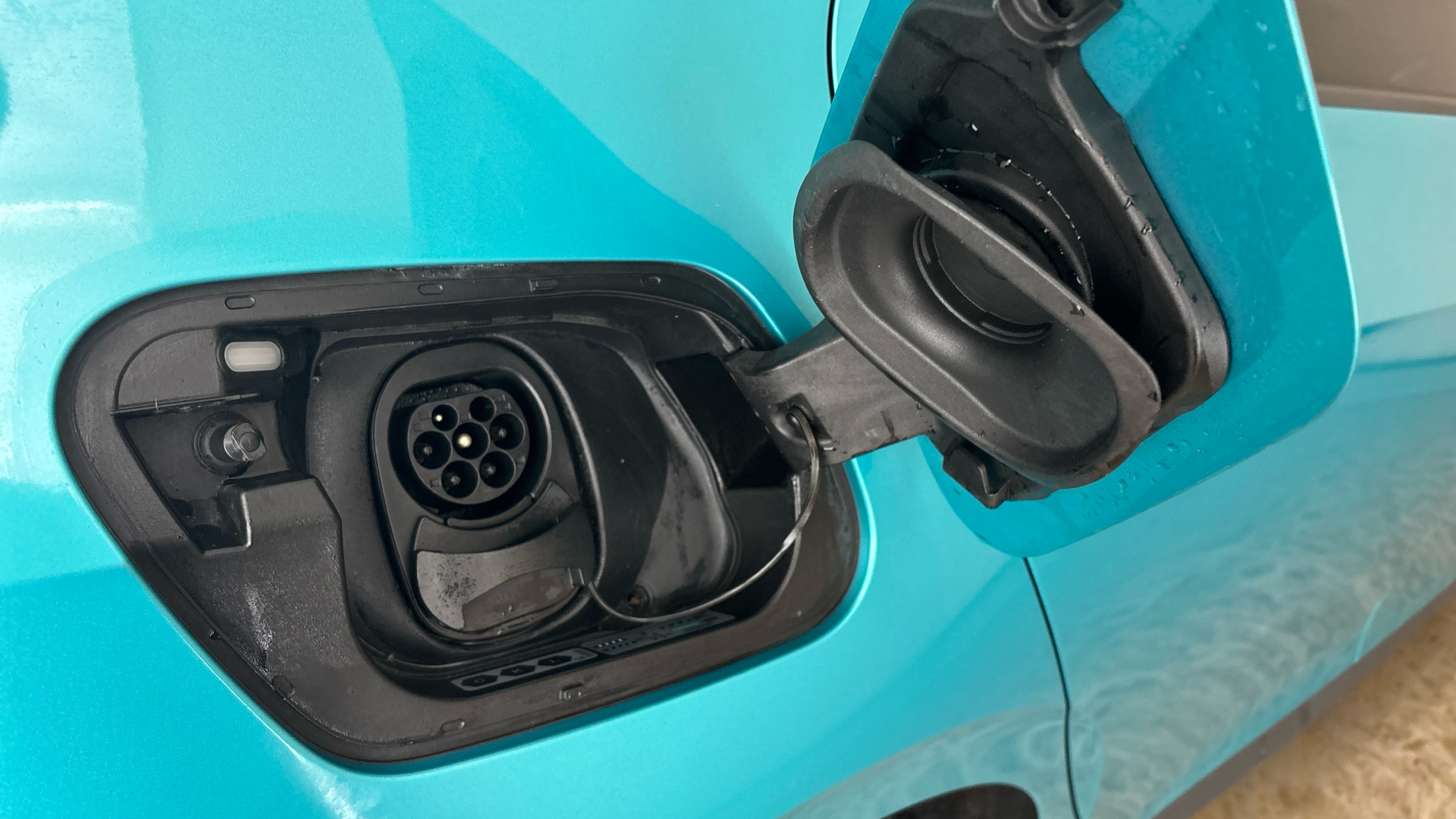 4020913 150kW Life Pro Performance 58kWh 5dr Auto