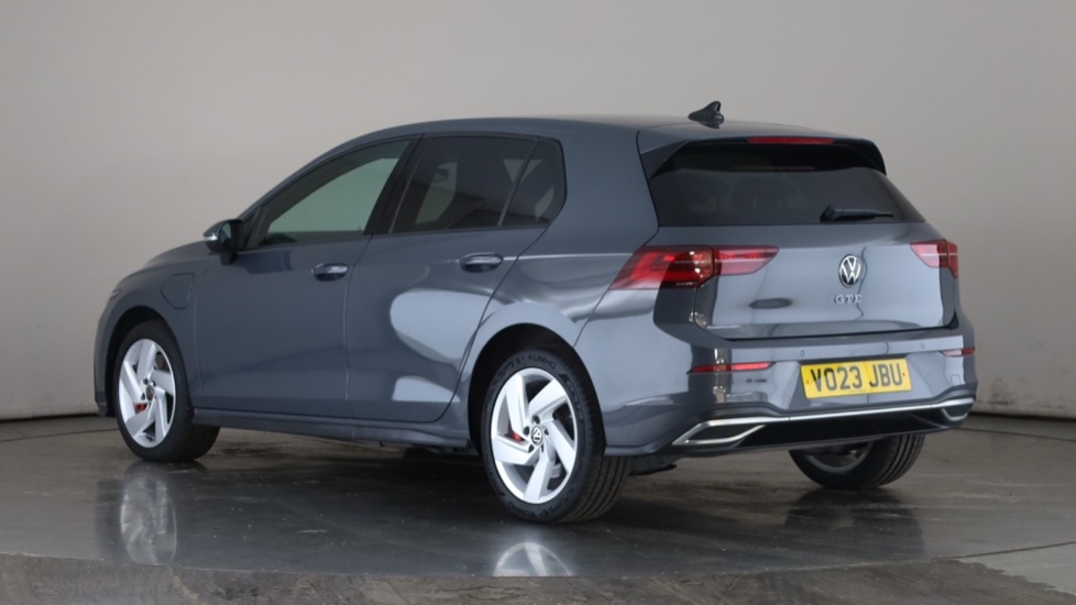 VOLKSWAGEN GOLF Image 3