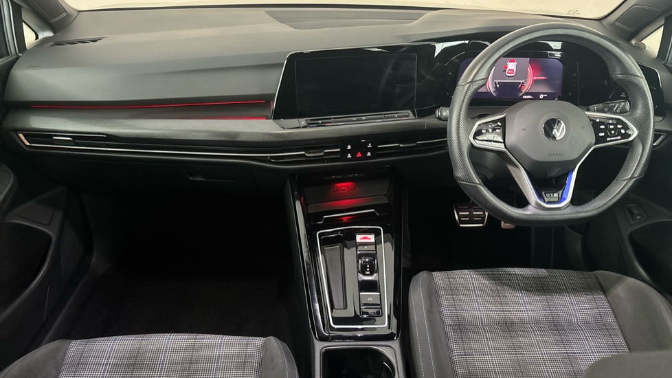 VOLKSWAGEN GOLF Image 11