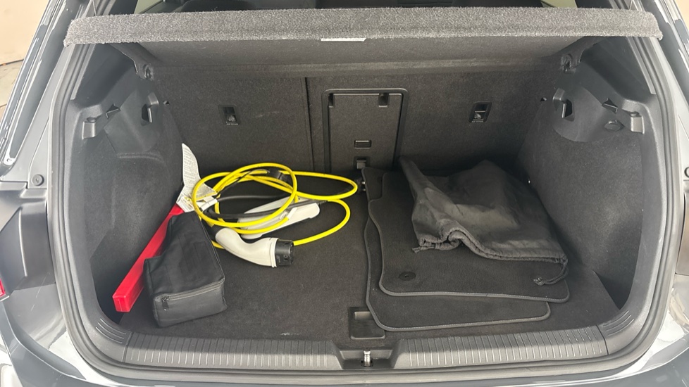 VOLKSWAGEN GOLF Image 15