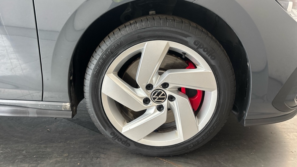 VOLKSWAGEN GOLF Image 20
