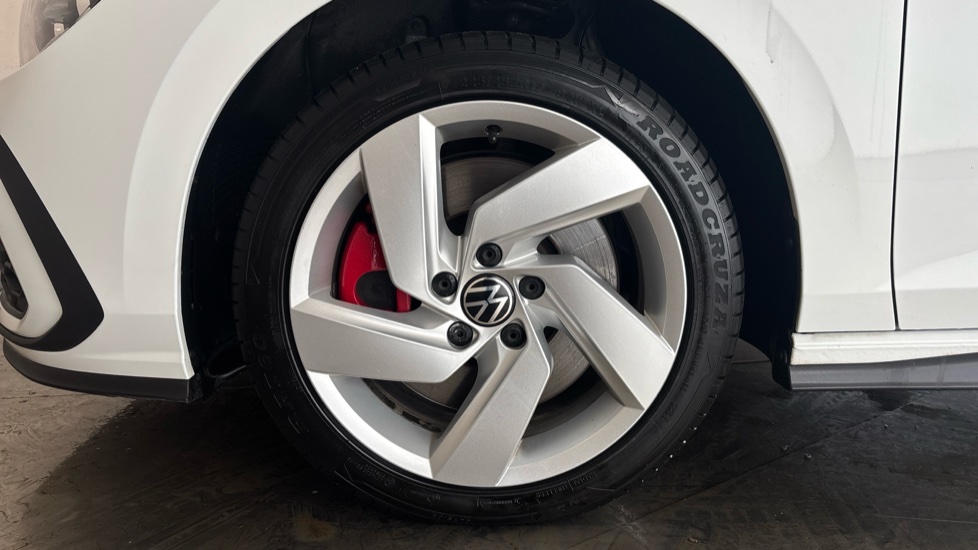 VOLKSWAGEN GOLF Image 17
