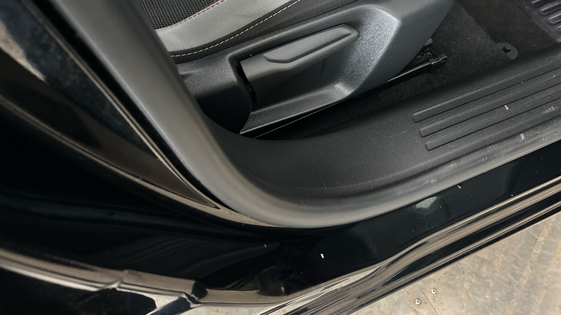 4027735 100kW GS Line 50kWh 5dr Auto