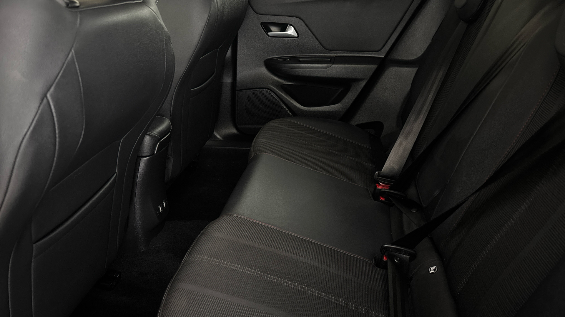 4027735 100kW GS Line 50kWh 5dr Auto