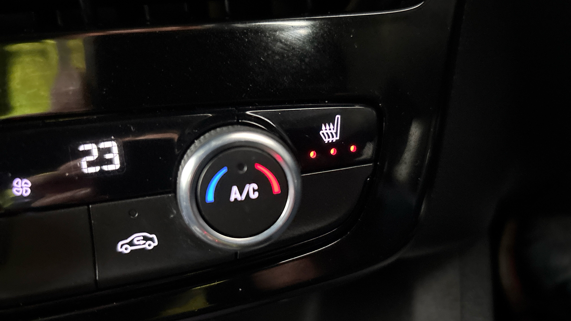 4027735 100kW GS Line 50kWh 5dr Auto