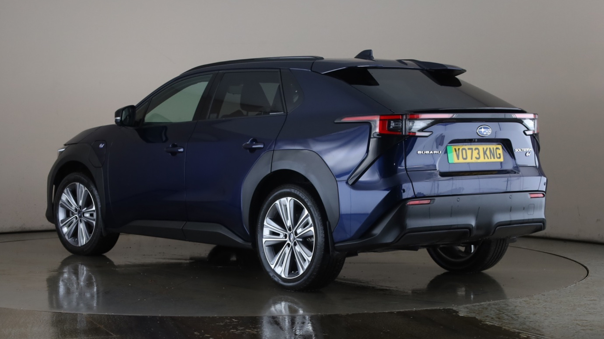 4058397 150kW Touring 71.4kWh 5dr Auto AWD