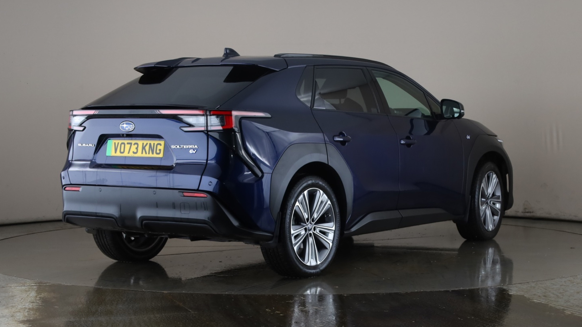 4058397 150kW Touring 71.4kWh 5dr Auto AWD