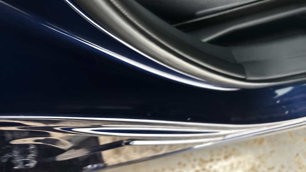 SUBARU SOLTERRA scratches