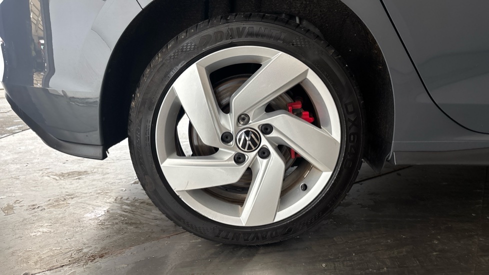 VOLKSWAGEN GOLF Image 19