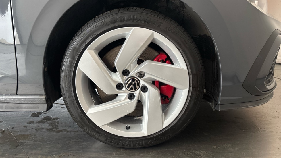 VOLKSWAGEN GOLF Image 20