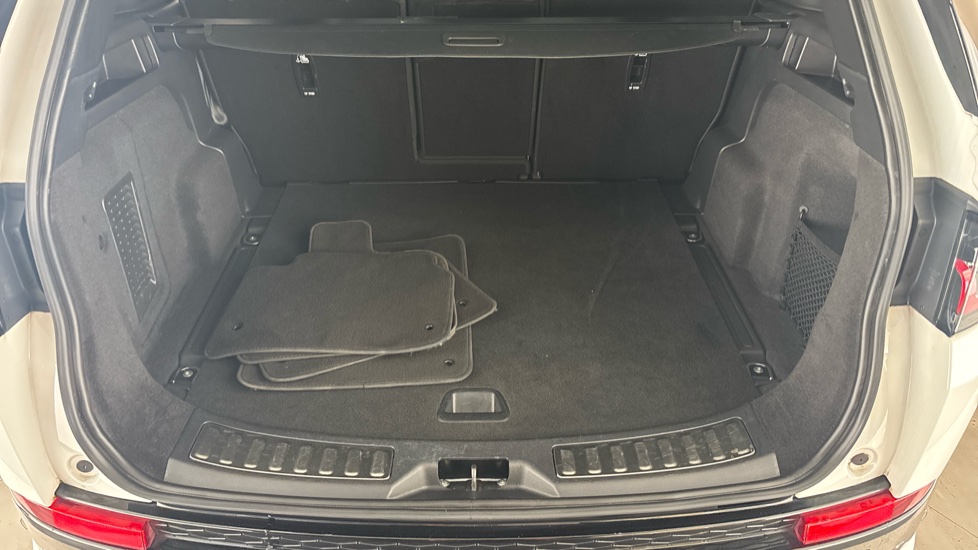 LAND ROVER DISCOVERY SPORT Image 15