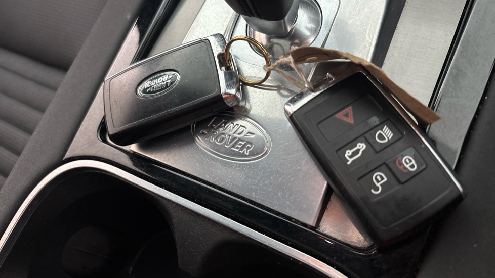LAND ROVER DISCOVERY SPORT 2 keys