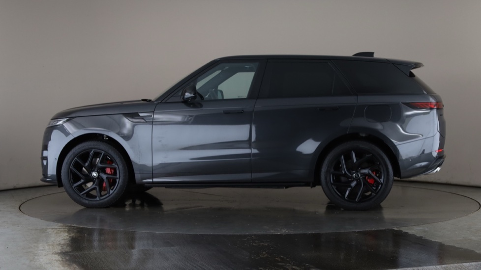 LAND ROVER RANGE ROVER SPORT Image 2