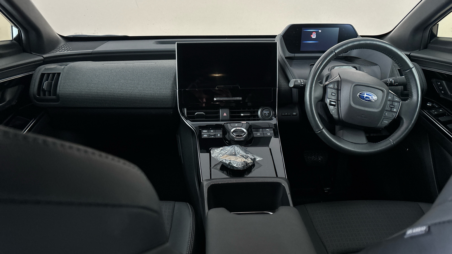 4058608 150kW Touring 71.4kWh 5dr Auto AWD