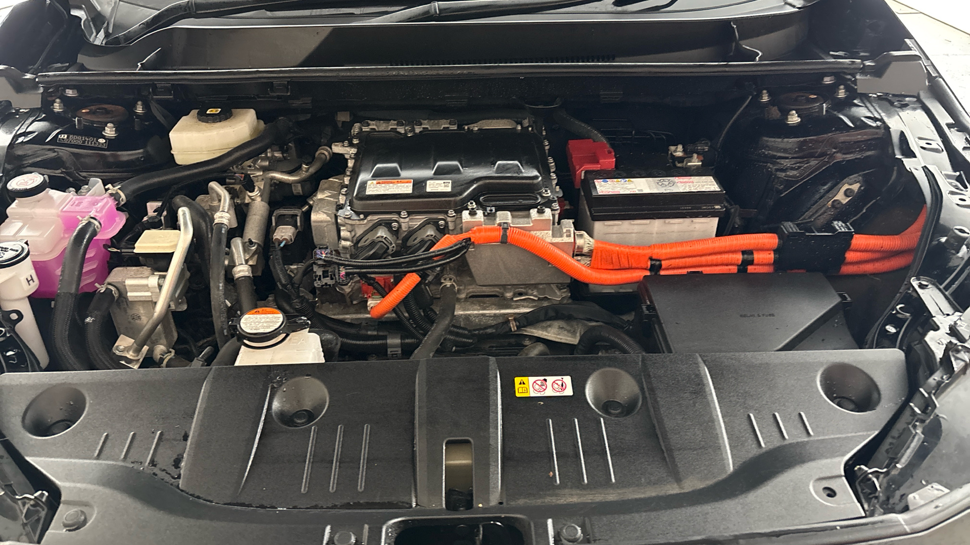 4058608 150kW Touring 71.4kWh 5dr Auto AWD