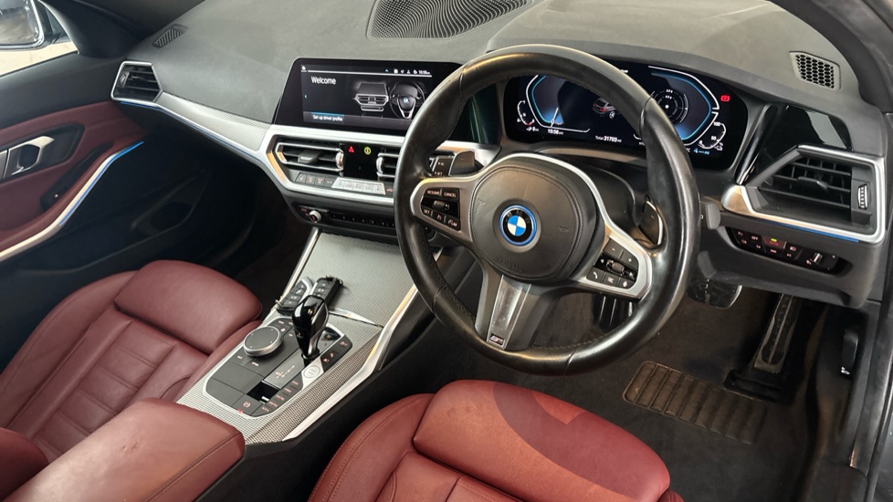 BMW 3 SERIES Image 9