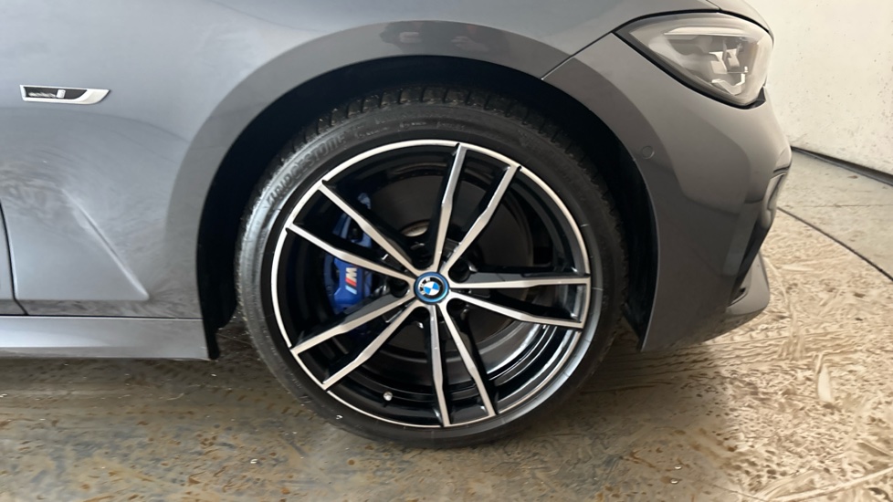BMW 3 SERIES Image 20