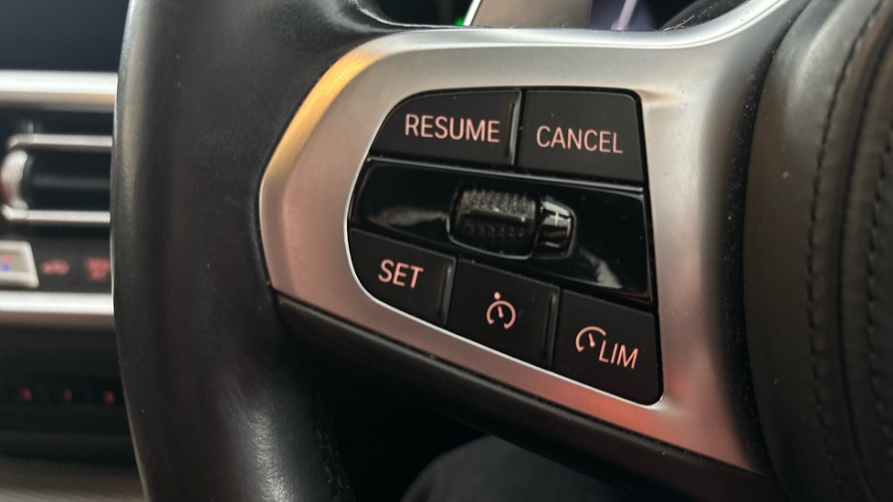 BMW 3 SERIES cruise control