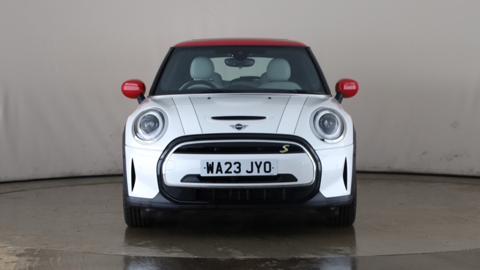 MINI HATCHBACK Image 8
