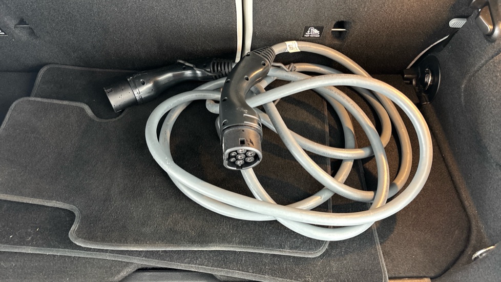 MINI HATCHBACK Image 22