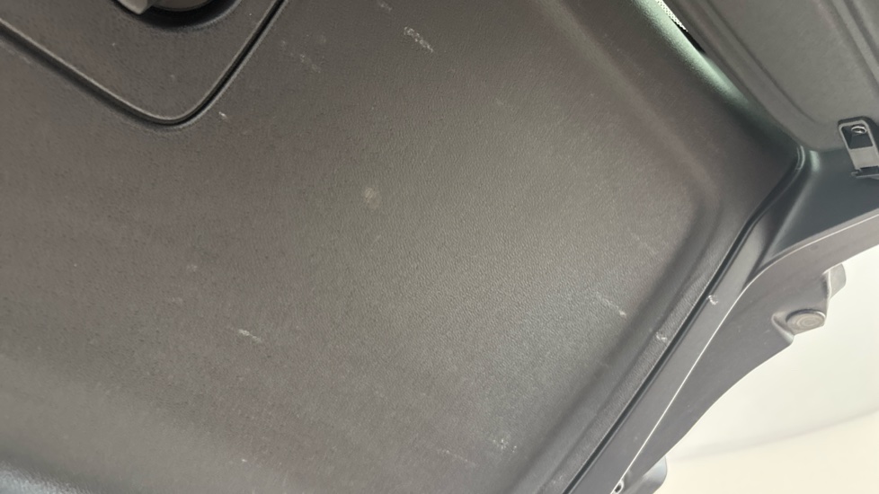 VOLVO XC60 Scuff