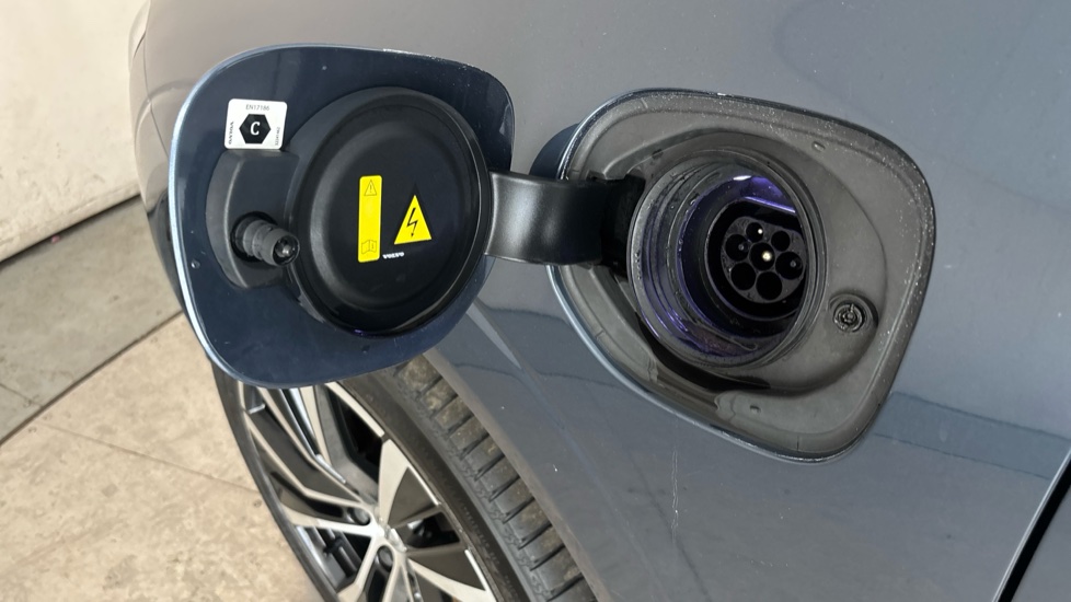 VOLVO XC60 Image 21