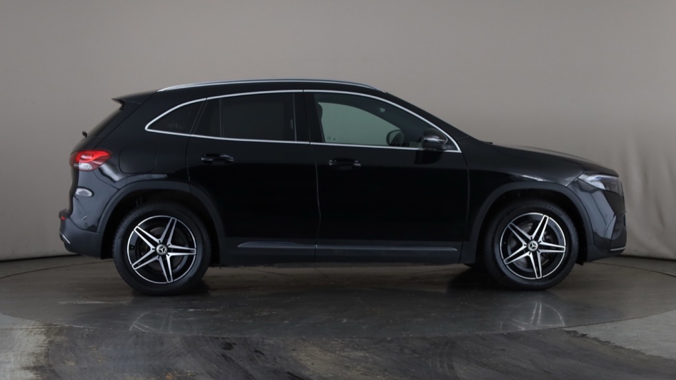 MERCEDES EQA Image 6