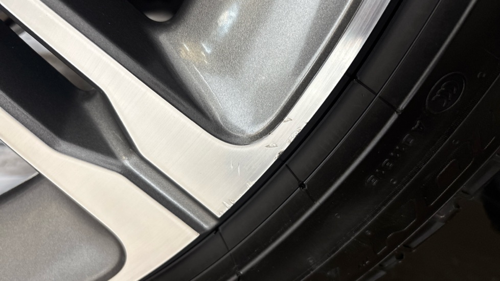 LAND ROVER RANGE ROVER SPORT Scuff
