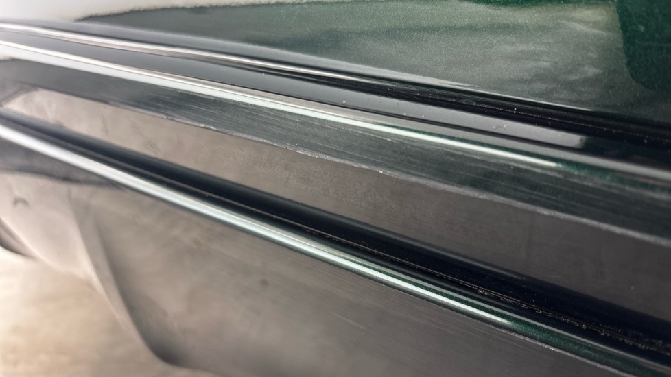LAND ROVER RANGE ROVER SPORT Scuff and scratches