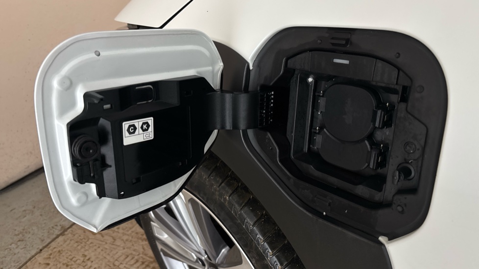 SUBARU SOLTERRA Image 21