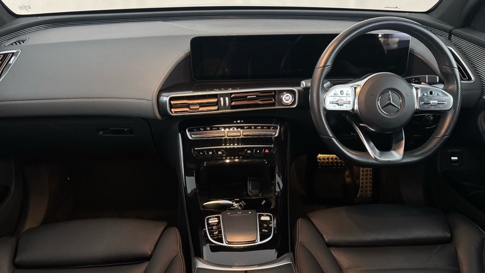 MERCEDES EQC Image 11