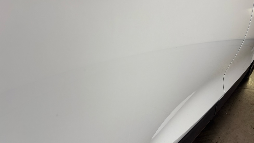 SKODA ENYAQ dent
