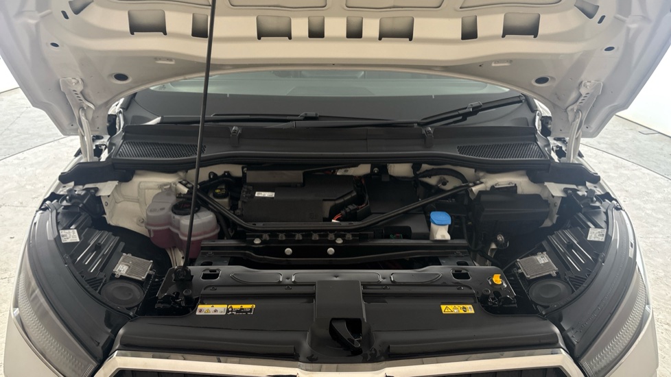 SKODA ENYAQ Image 16