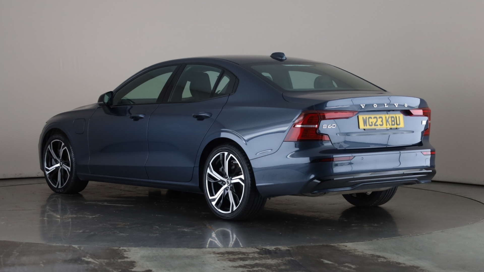 Volvo S60 2.0 T8 455 RC PHEV Ultimate Dark 4dr AWD Auto