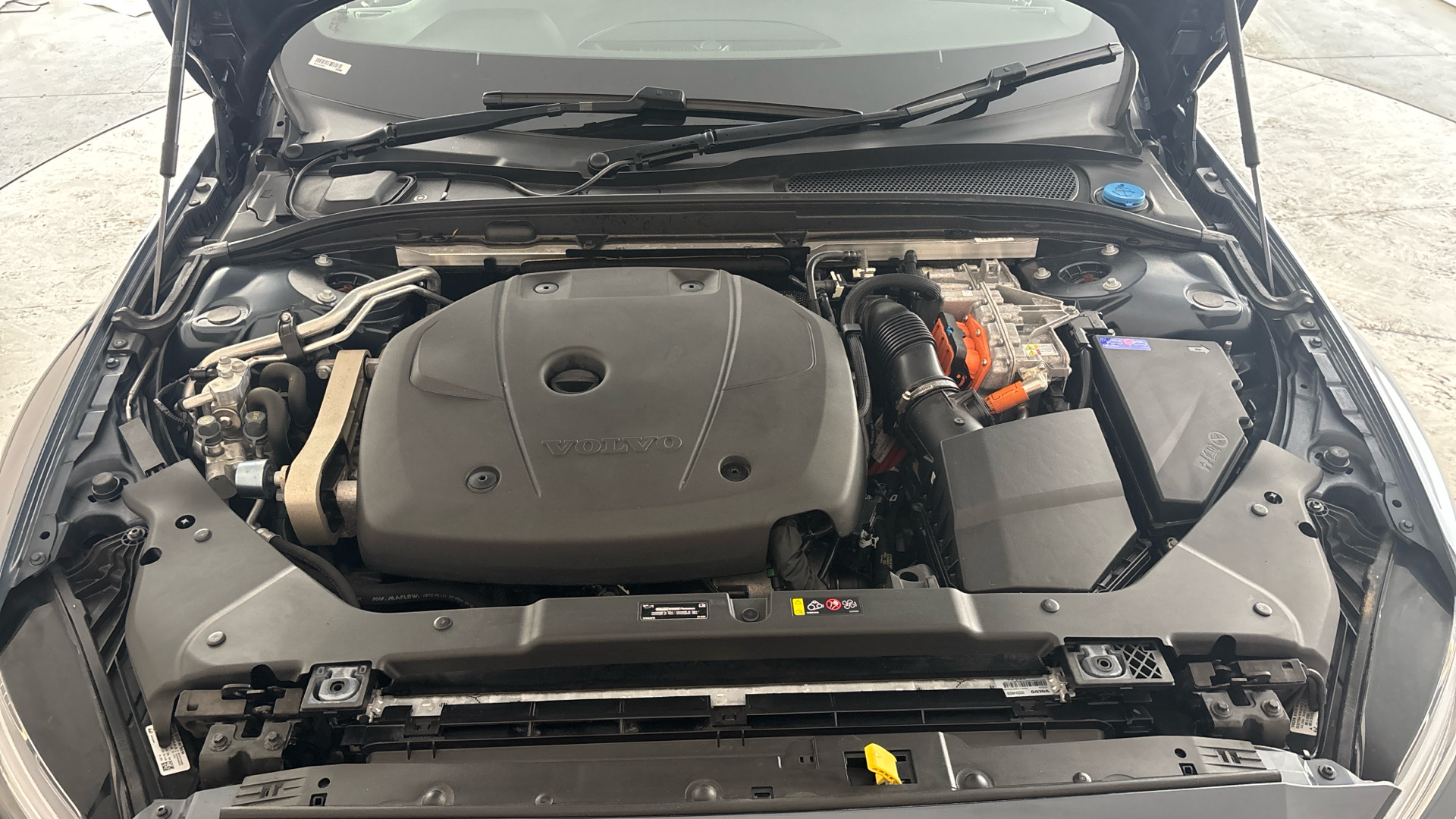 Volvo S60 2.0 T8 455 RC PHEV Ultimate Dark 4dr AWD Auto