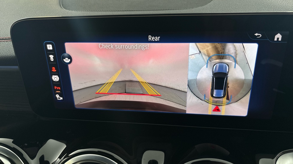 MERCEDES EQB reverse camera