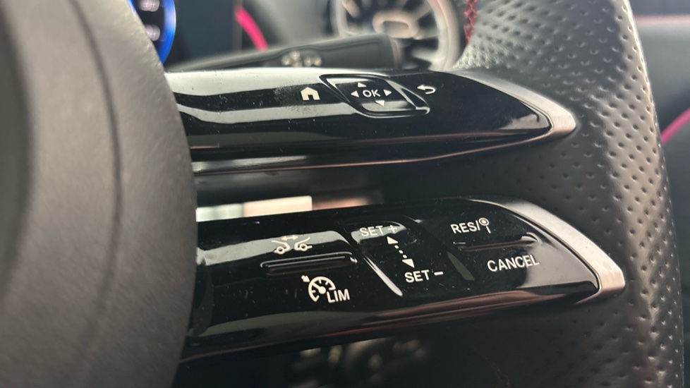 MERCEDES EQB cruise control