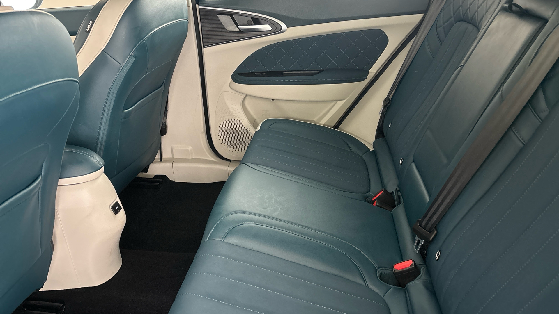 4020787 126kW First Edition 48kWh 5dr Auto