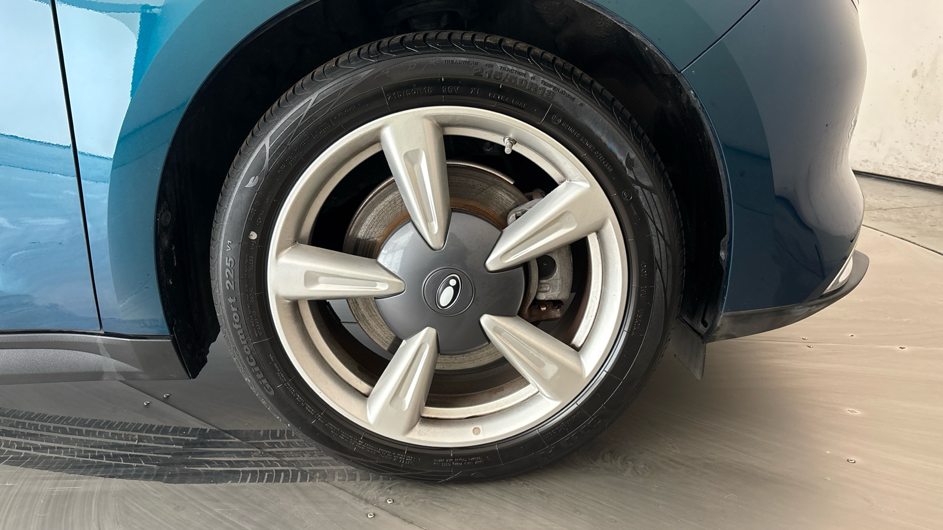 4020787 126kW First Edition 48kWh 5dr Auto