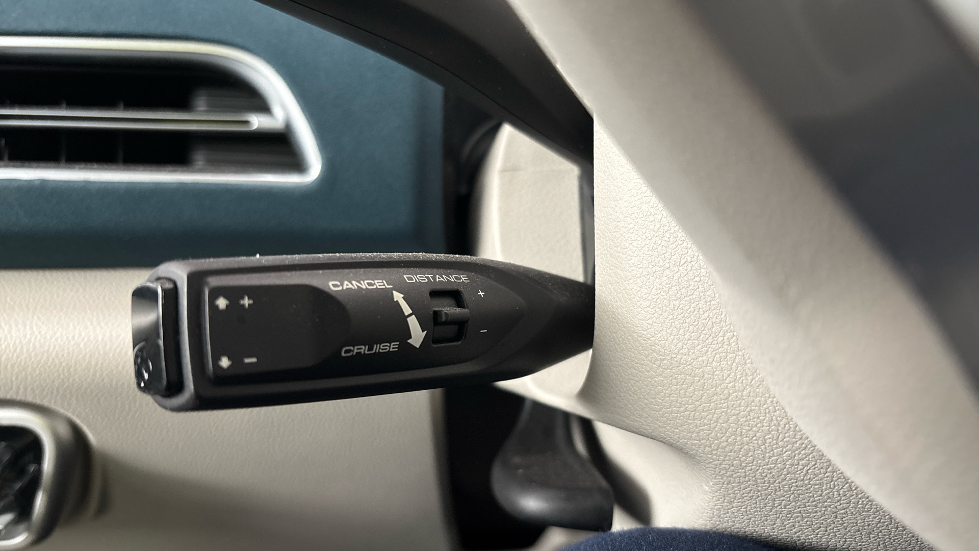 4020787 126kW First Edition 48kWh 5dr Auto