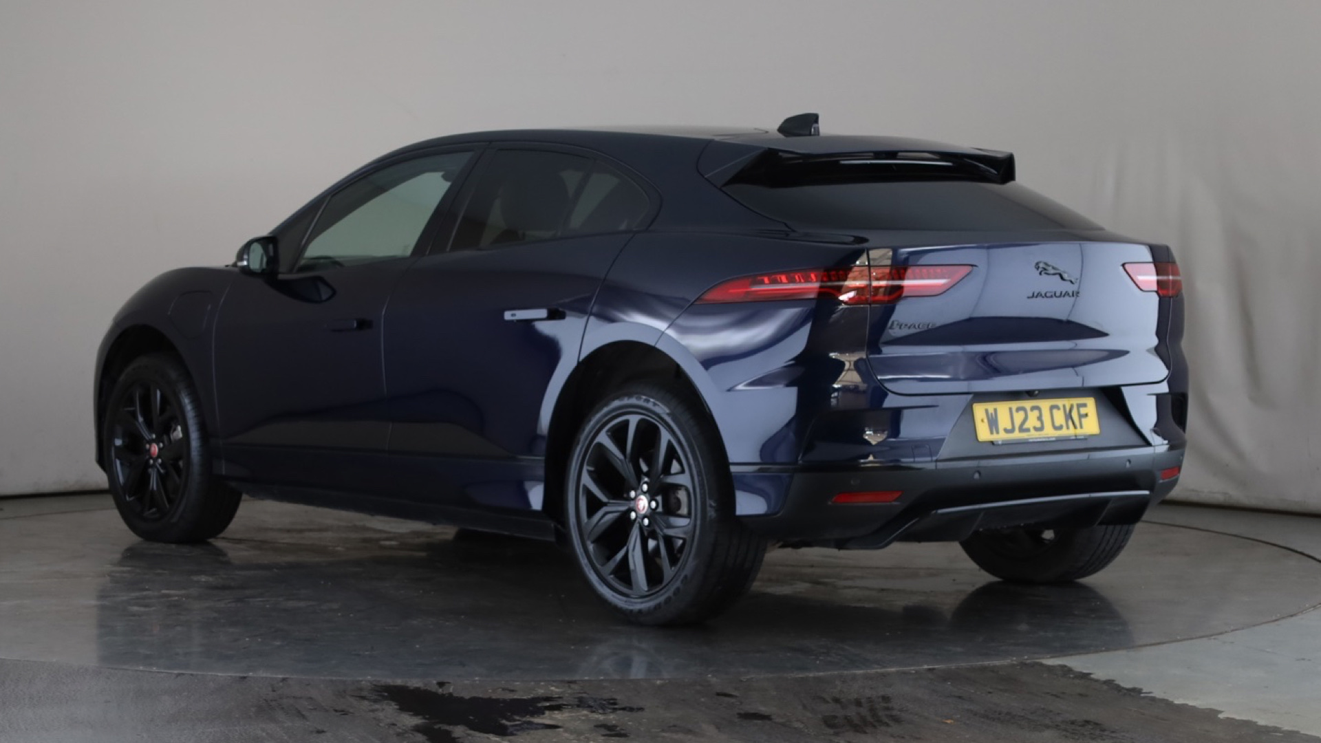 294kW EV400 HSE Black 90kWh 5dr Auto [11kW Charger