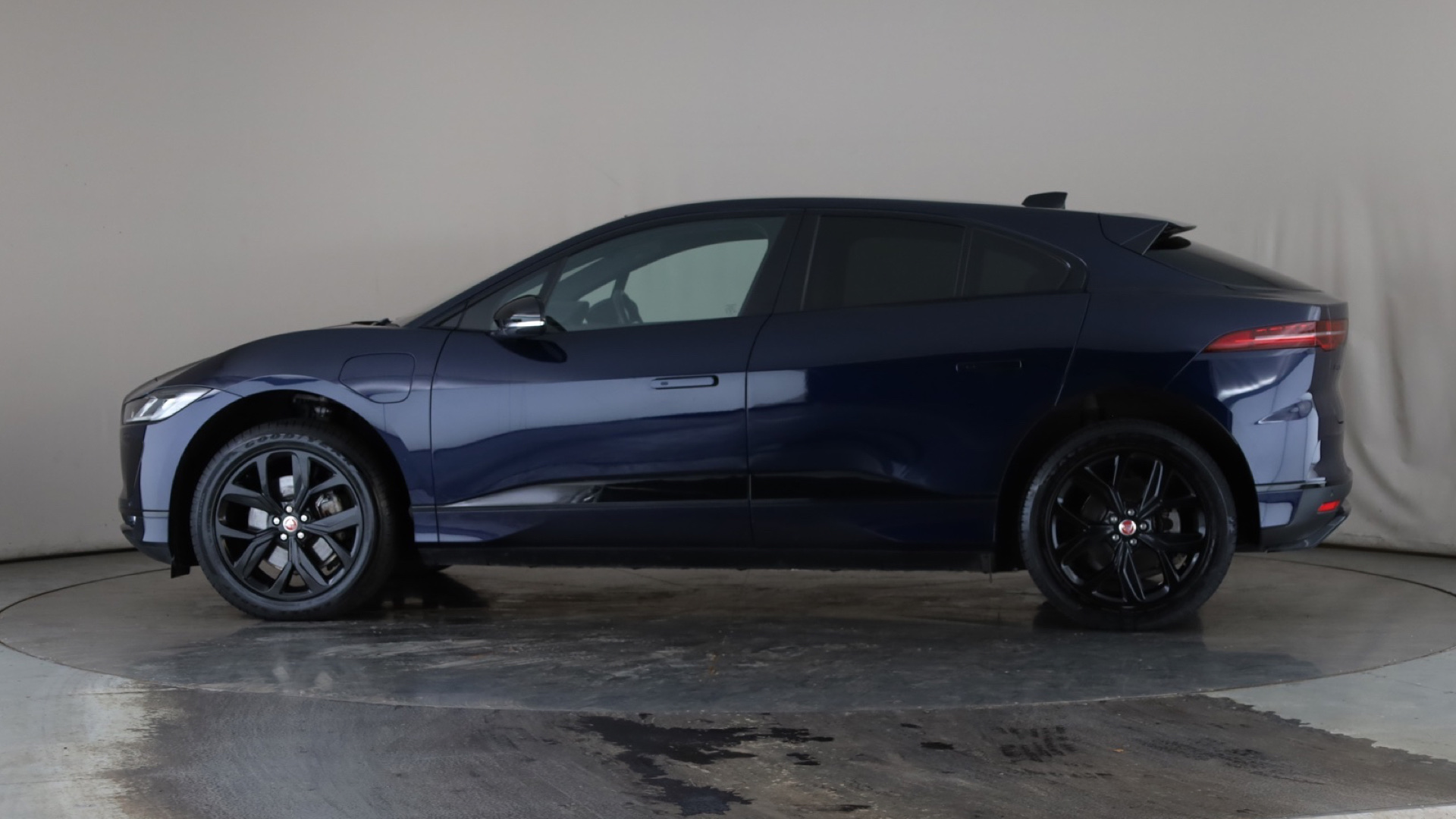 294kW EV400 HSE Black 90kWh 5dr Auto [11kW Charger