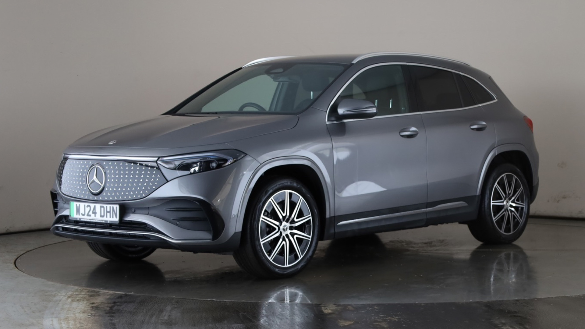 EQA 300 4M 168kW AMG Line Executive 66.5kWh 5dr At [2025]