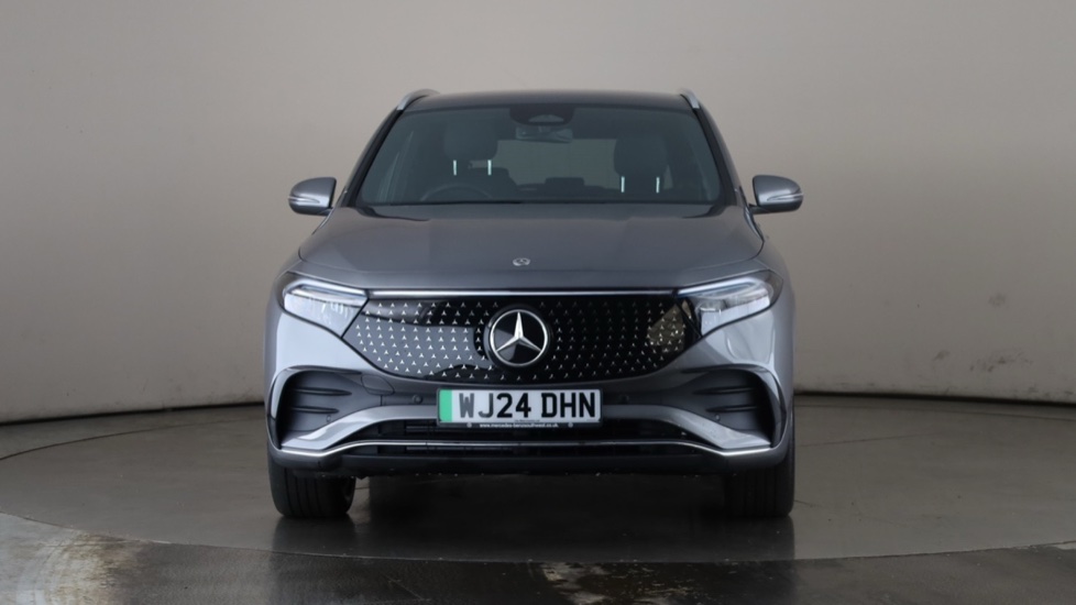 MERCEDES EQA Image 8
