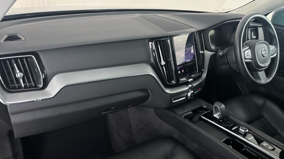 VOLVO XC60 Image 10
