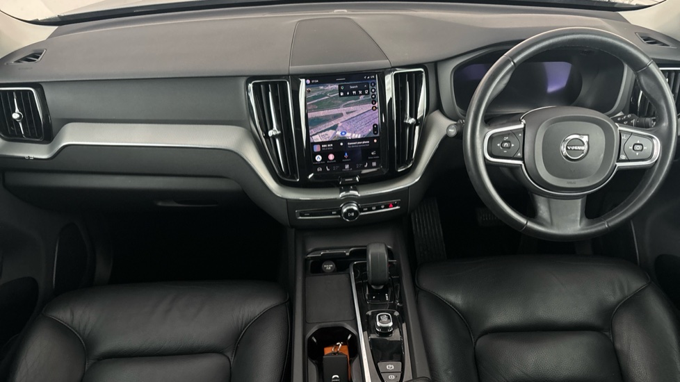 VOLVO XC60 Image 11