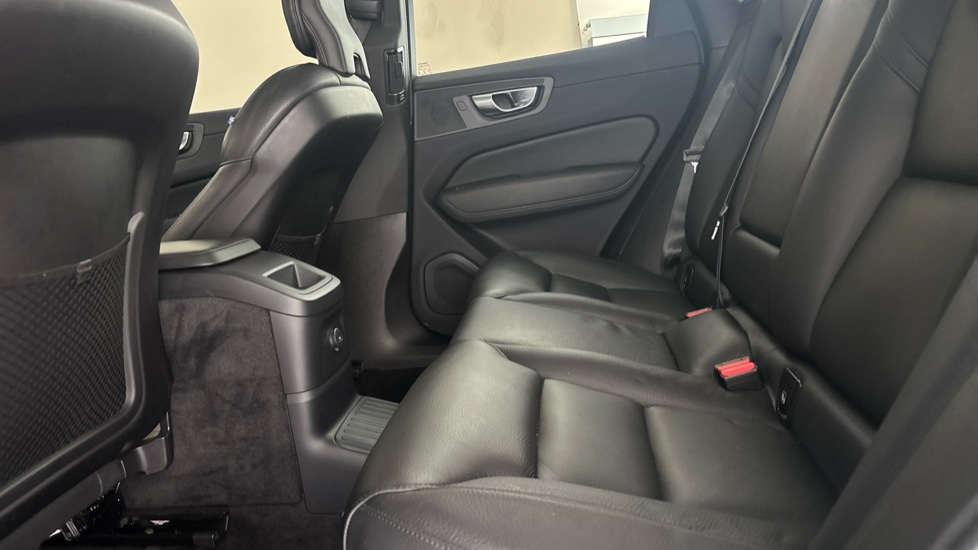 VOLVO XC60 Image 14