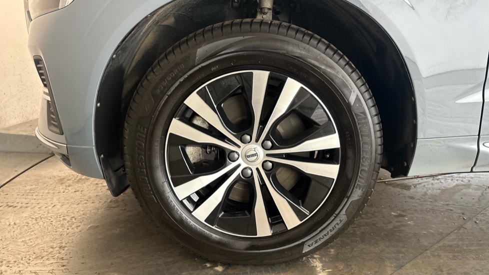 VOLVO XC60 Image 17