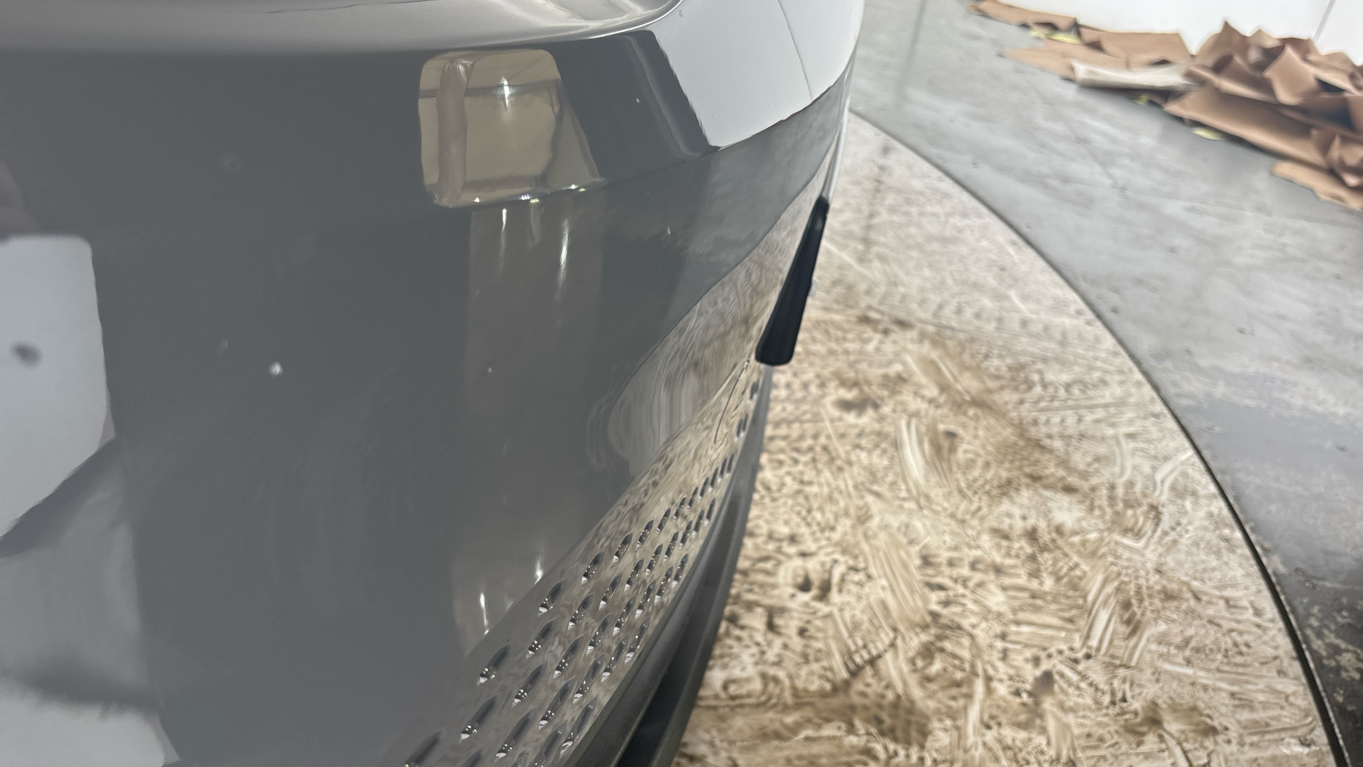 4020701 150kW Tour Pro S 77kWh 5dr Auto