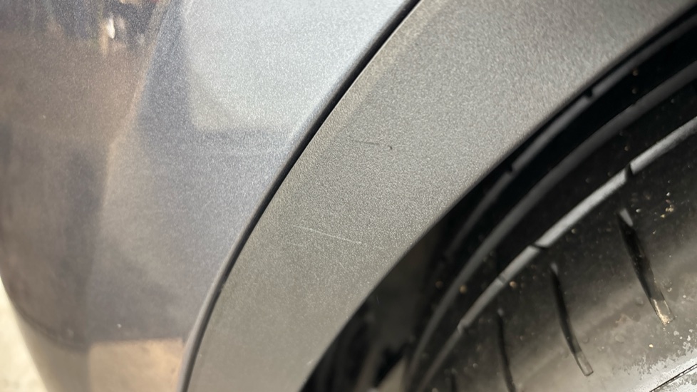 TESLA MODEL Y Scratches